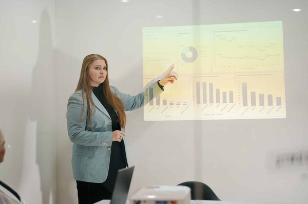 Quelle méthodologie pour le développement de compétences leadership chez les jeunes managers?